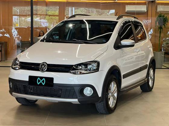 VOLKSWAGEN CROSSFOX 1.6 MI FLEX 8V 4P MANUAL